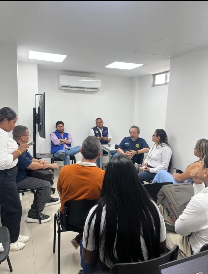 MESA DE TRABAJO CON REPRESENTANTES DE SERVICIOS PUBLICOS 